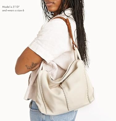 The Sak Los Feliz Hobo in Leather, Lined Shoulder Purse